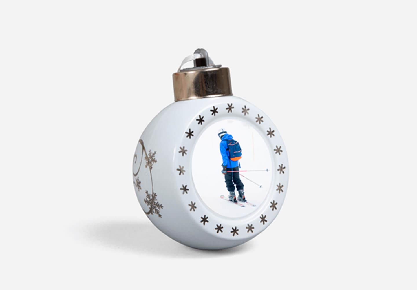Light-up Christmas Ball